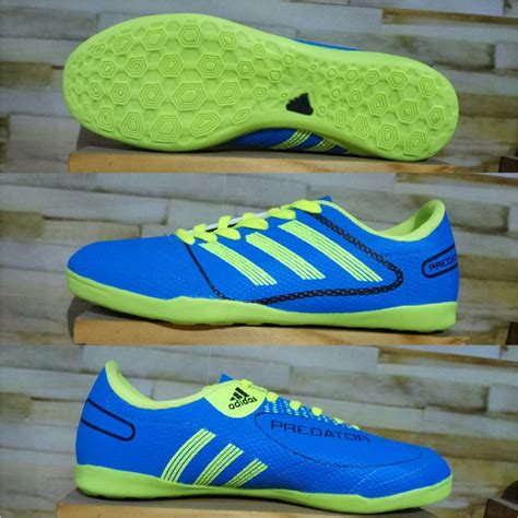 harga sepatu bola adidas techfit x original